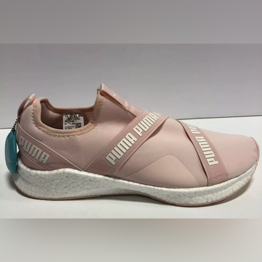 Puma Women’s NRGY Star Running Shoes Light Pink, Size 8.5M